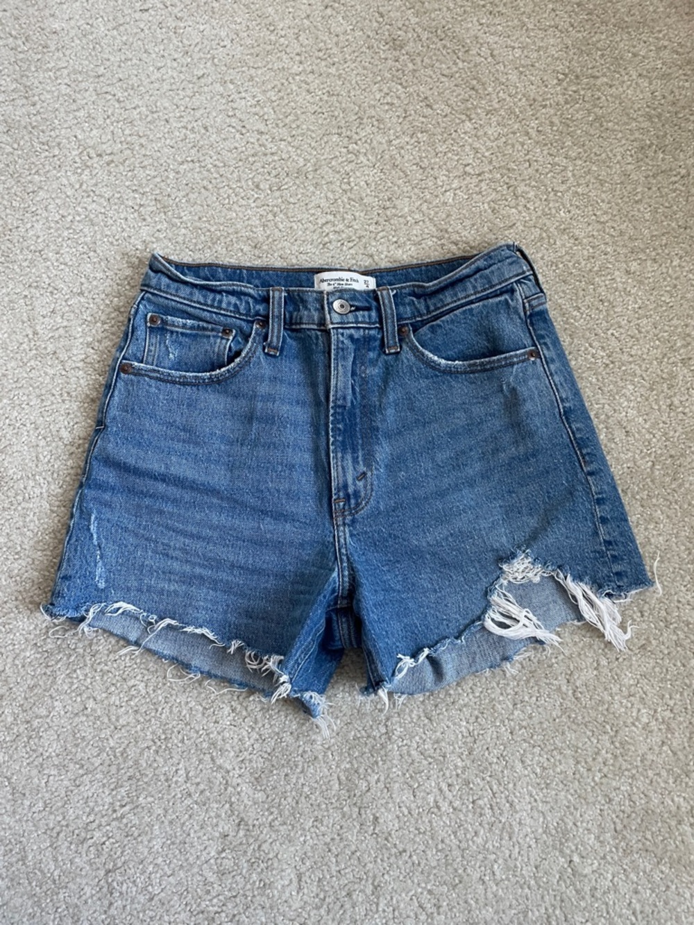 Abercrombie & Fitch Mom Short High Rise 27/4